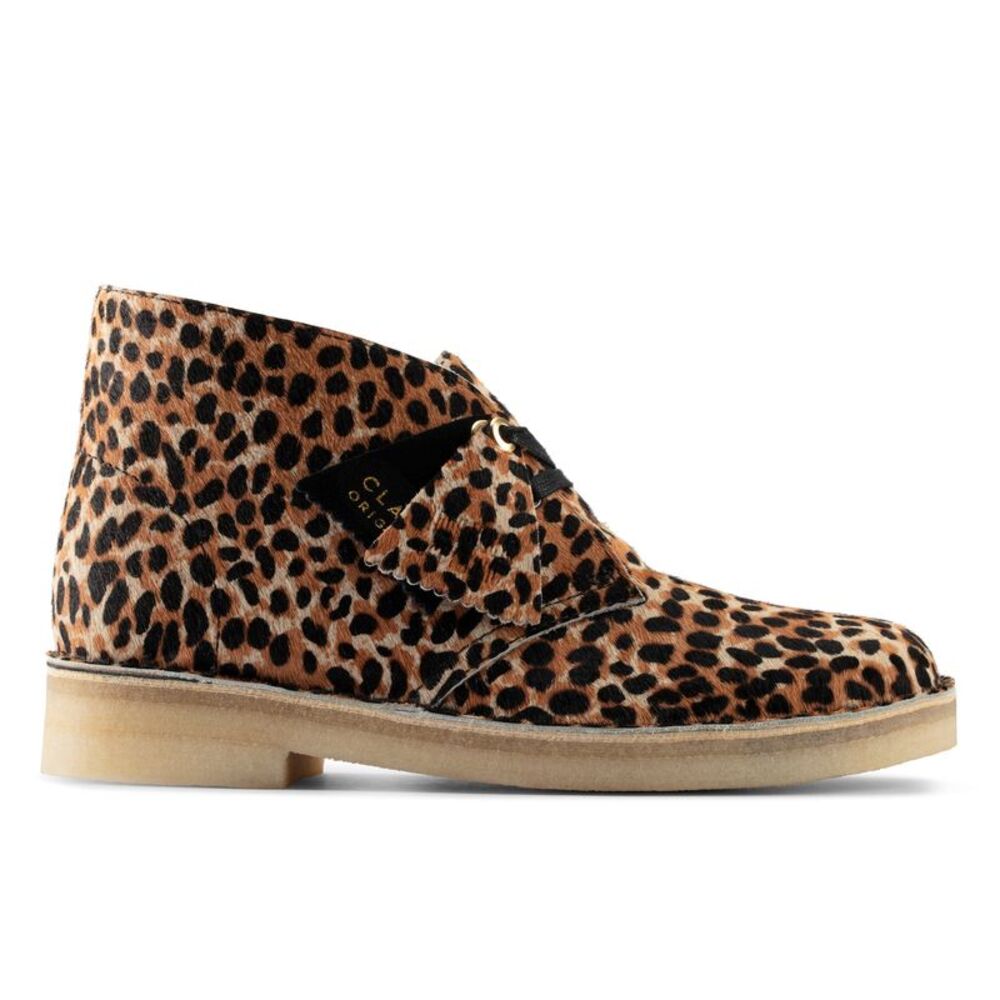 Clarks Womens Desert Boot Brown Boots (NWT)